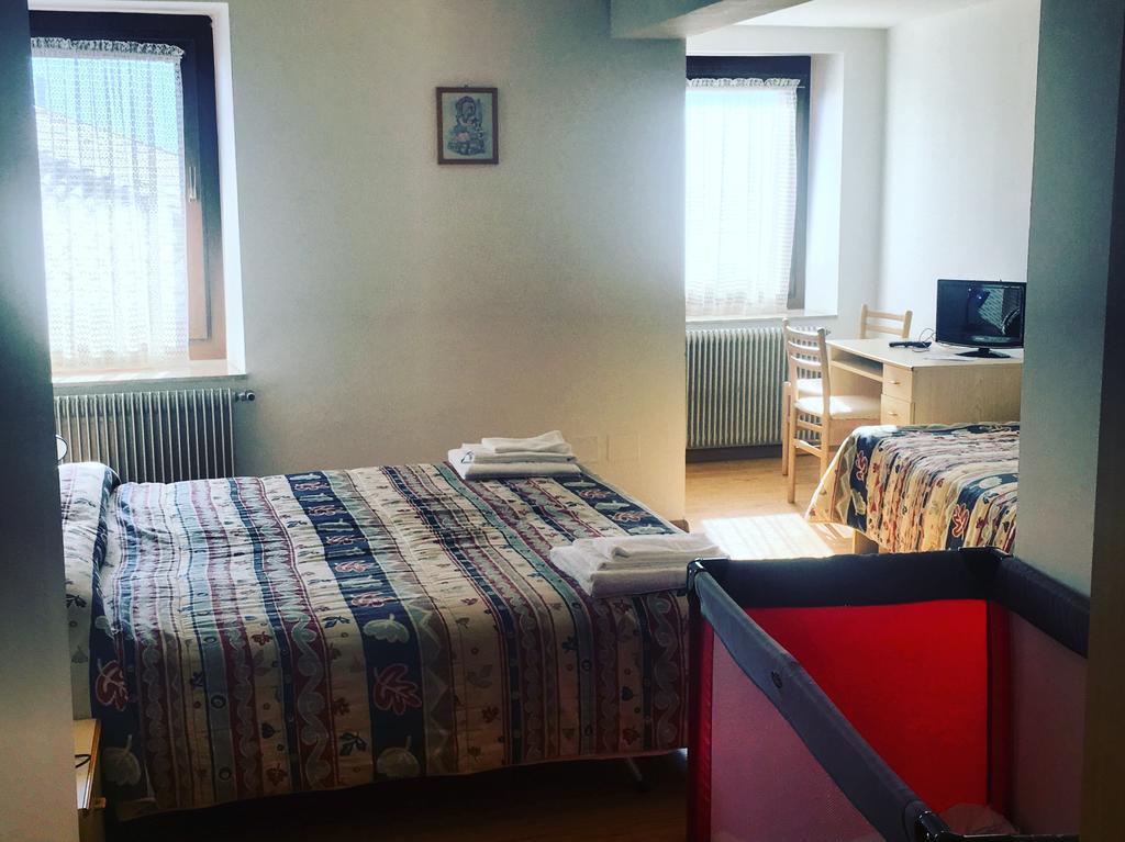 Affittacamere Ceschi Baselga di Pinè Kültér fotó